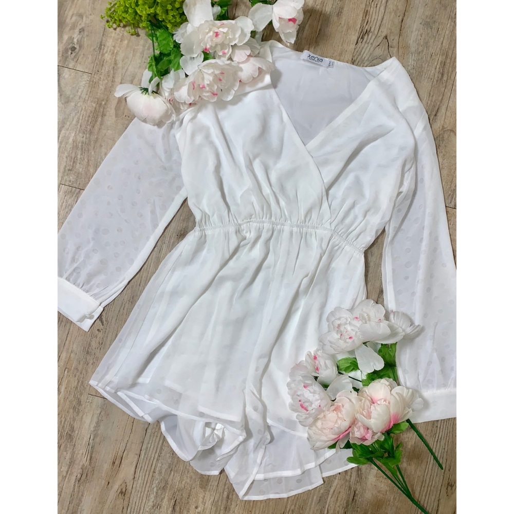Xenia Boutique White Romper